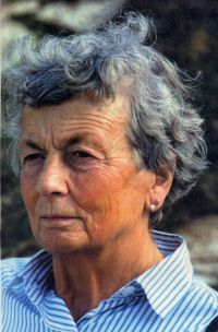 Erdmuthe Quest,geb.Gräfin von Roedern 1919-2011
